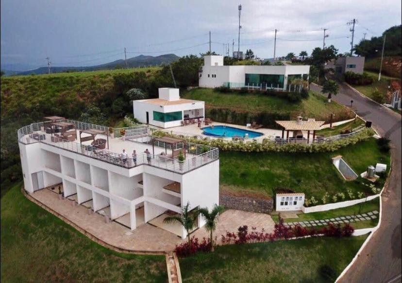 Casa Em Escarpas Do Lago Vila Capitólio Exterior foto